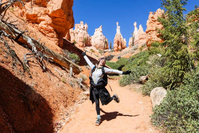 Happy hiker Caroline in Bryce Canyon National Park, Utah