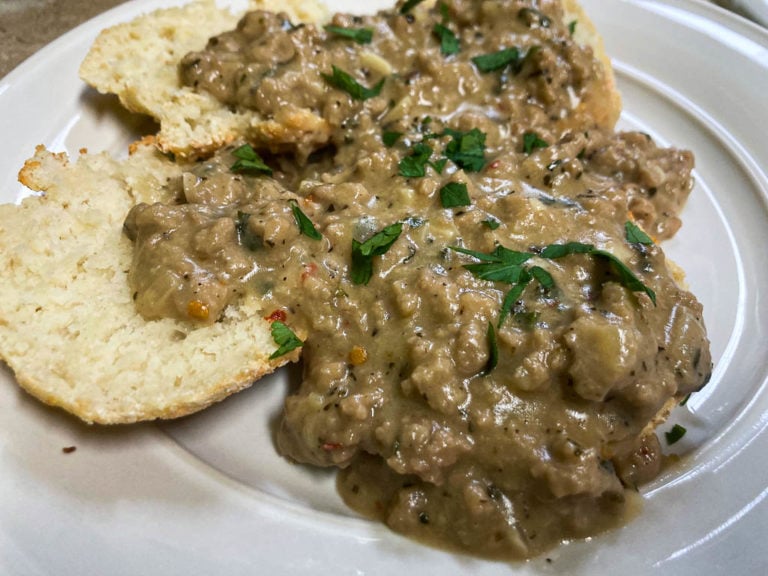 Biscuits and vegetarian gravy