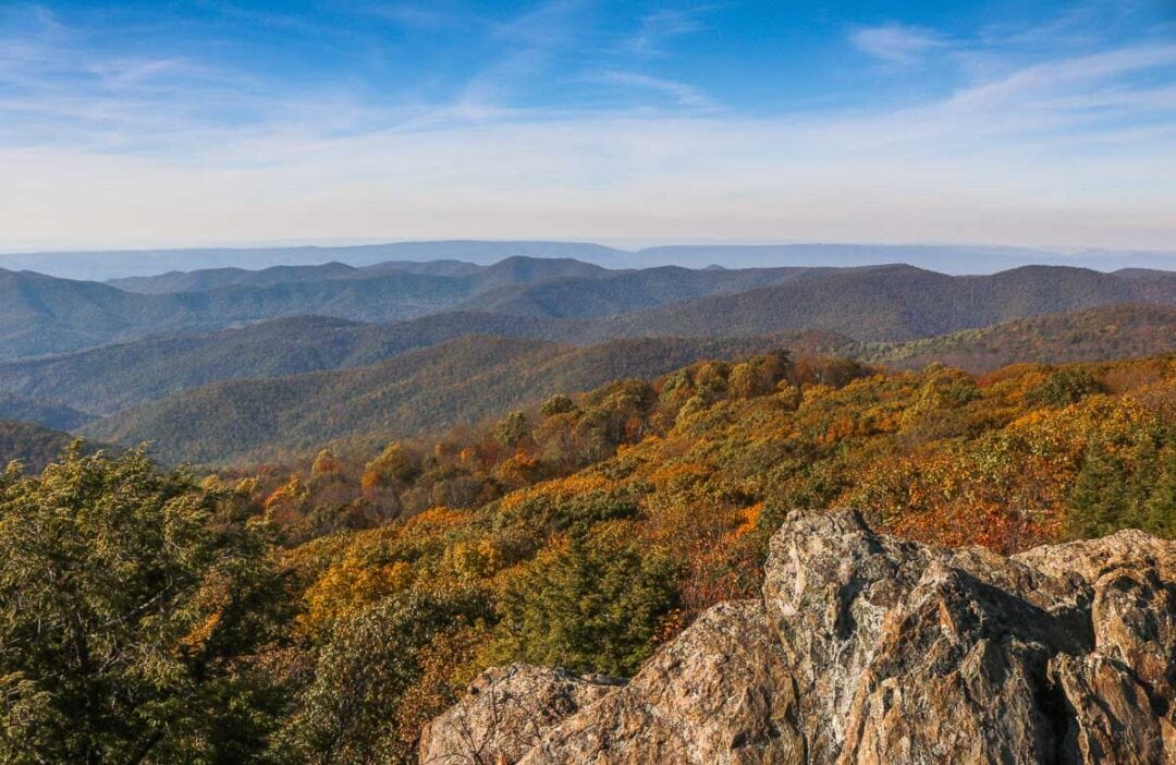 13 Unmissable Fall Foliage Views on Skyline Drive - The National Parks ...