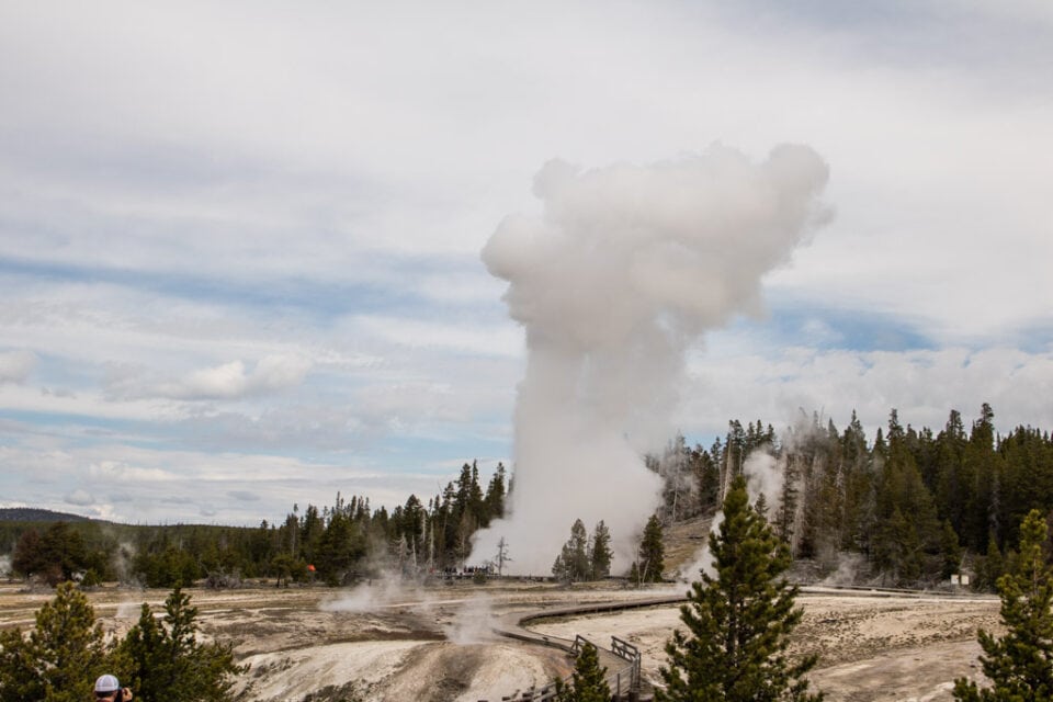 11 Top Things to Do at Old Faithful (Yellowstone National Park) - The ...