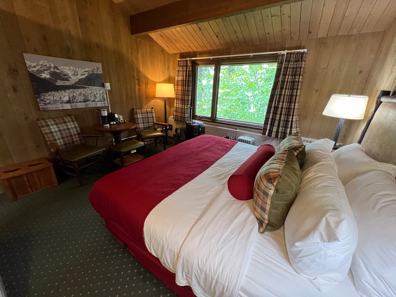 Room at the Glacier Bay Lodge in Glacier Bay National Park
